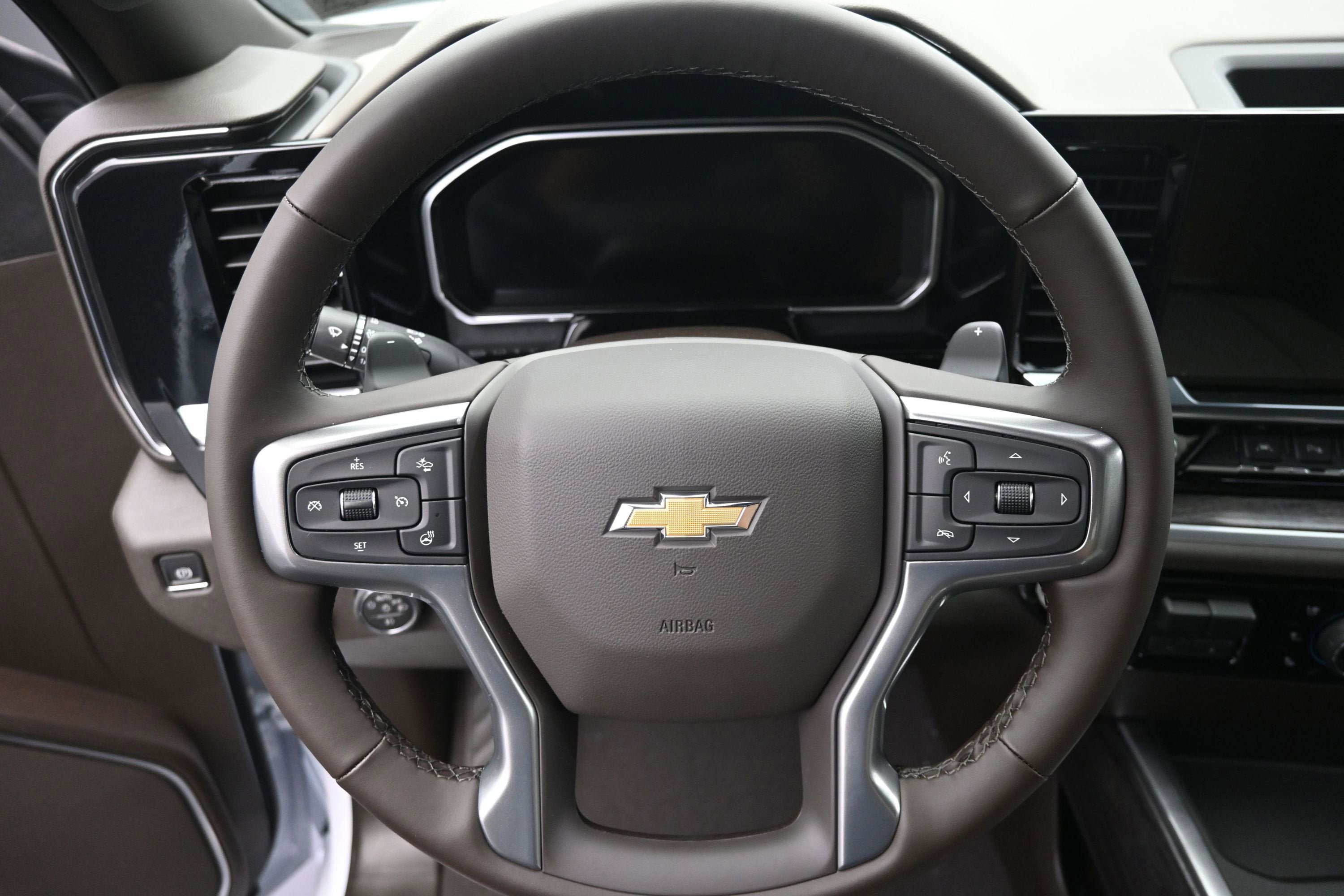 New 2026 Chevrolet Silverado 1500 LTZ w/ Z71 Off-Road Package AWD/4WD image 11