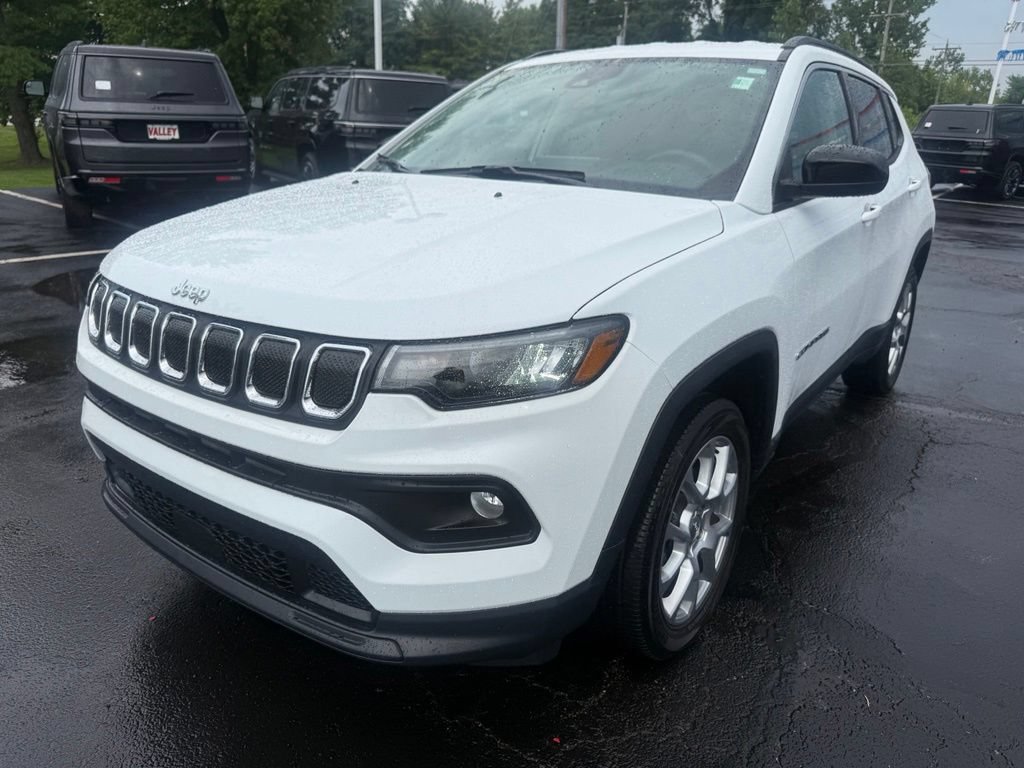 Used 2022 Jeep Compass Latitude AWD/4WD image 8