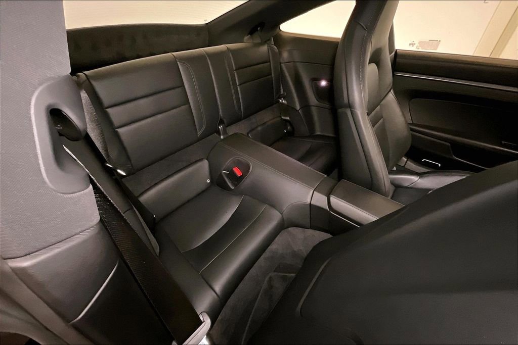 Used 2024 Porsche 911 Carrera 4S w/ Premium Package image 28