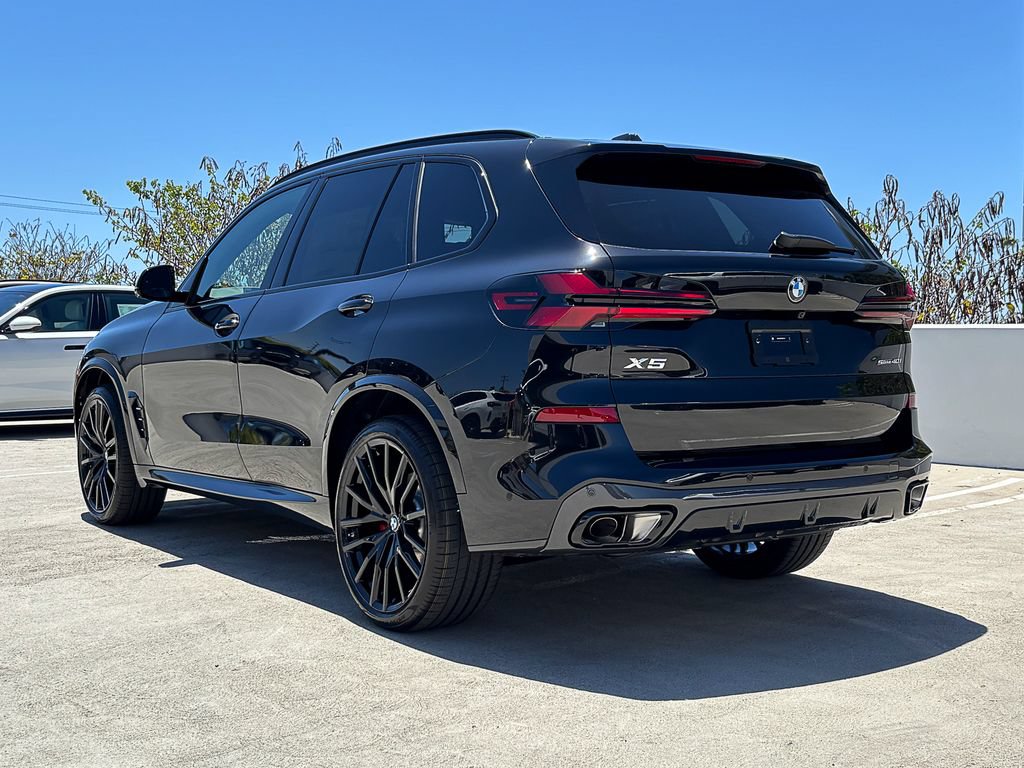 New 2026 BMW X5 sDrive40i w/ M Sport Package RWD image 4