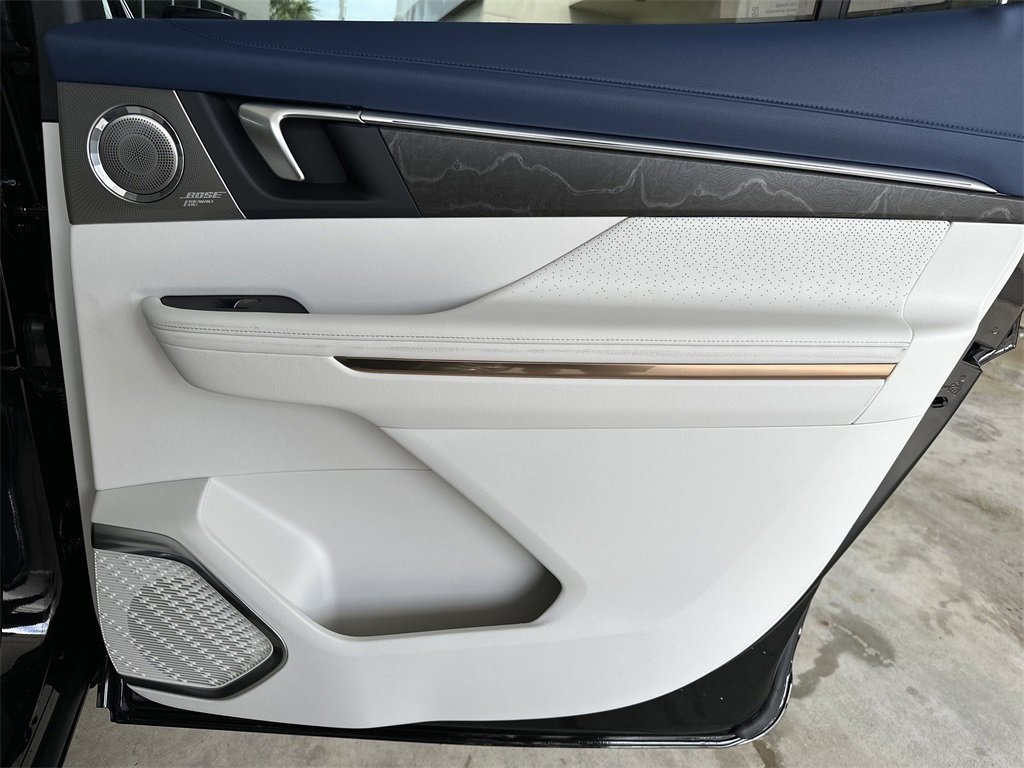 New 2026 Buick Enclave Avenir w/ Super Cruise Package image 35