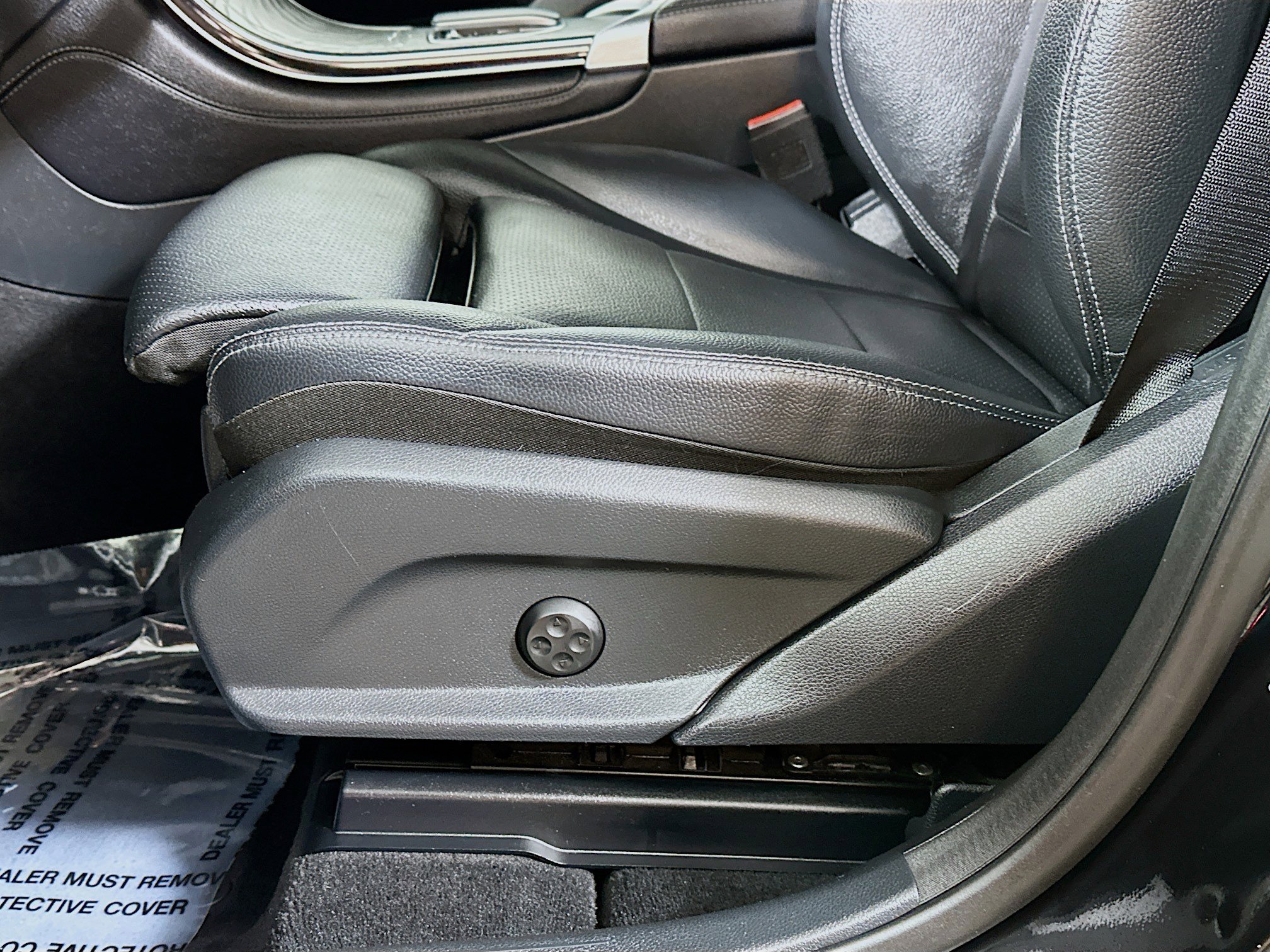 Used 2021 Mercedes-Benz GLC 300 4MATIC image 19