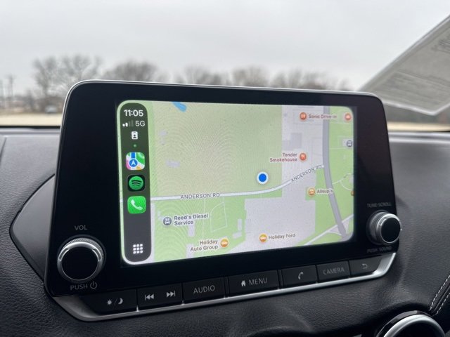 Used 2024 Nissan Sentra SV image 3