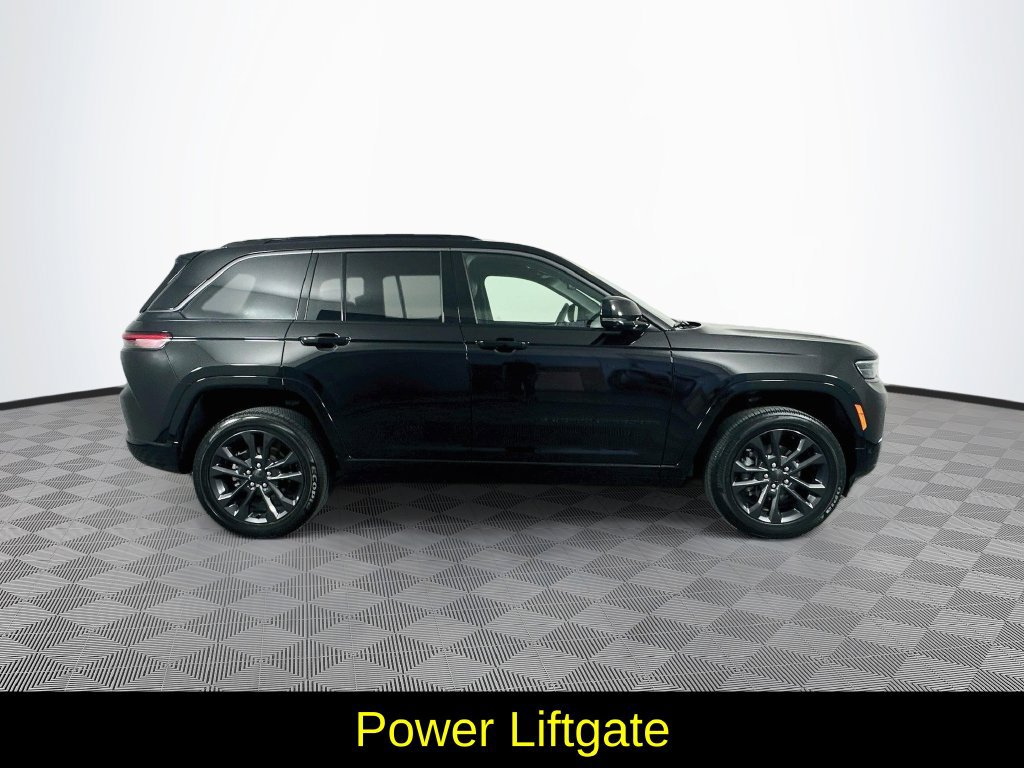 Used 2026 Jeep Grand Cherokee Limited AWD/4WD image 11