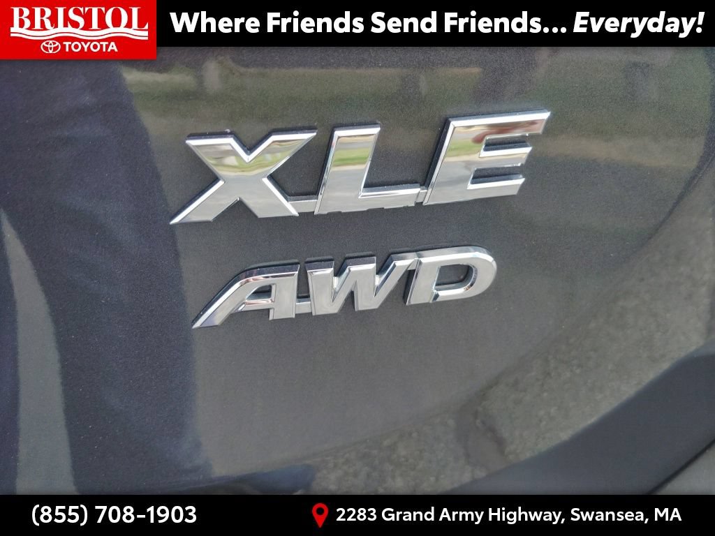 Used 2015 Toyota RAV4 XLE AWD/4WD image 29