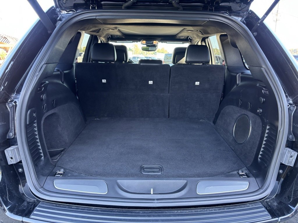 Used 2020 Jeep Grand Cherokee SRT image 33