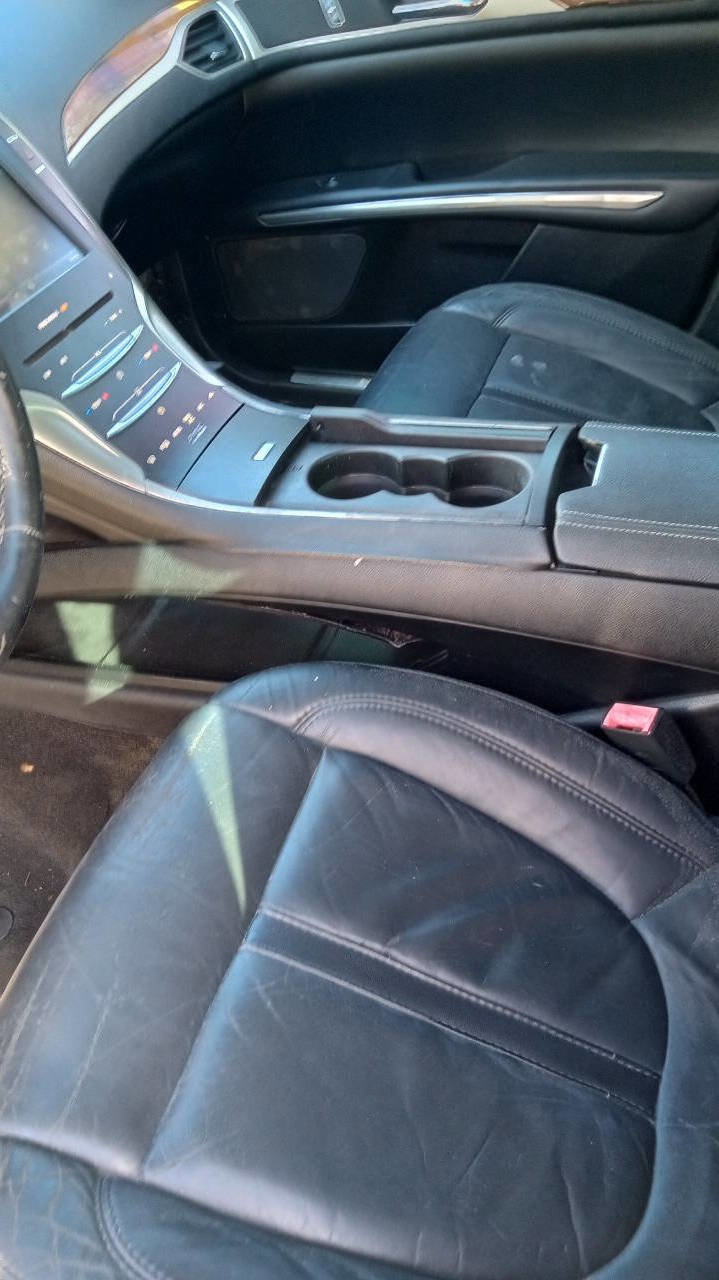 Used 2015 Lincoln MKZ w/ Equipment Group 101A Select image 16