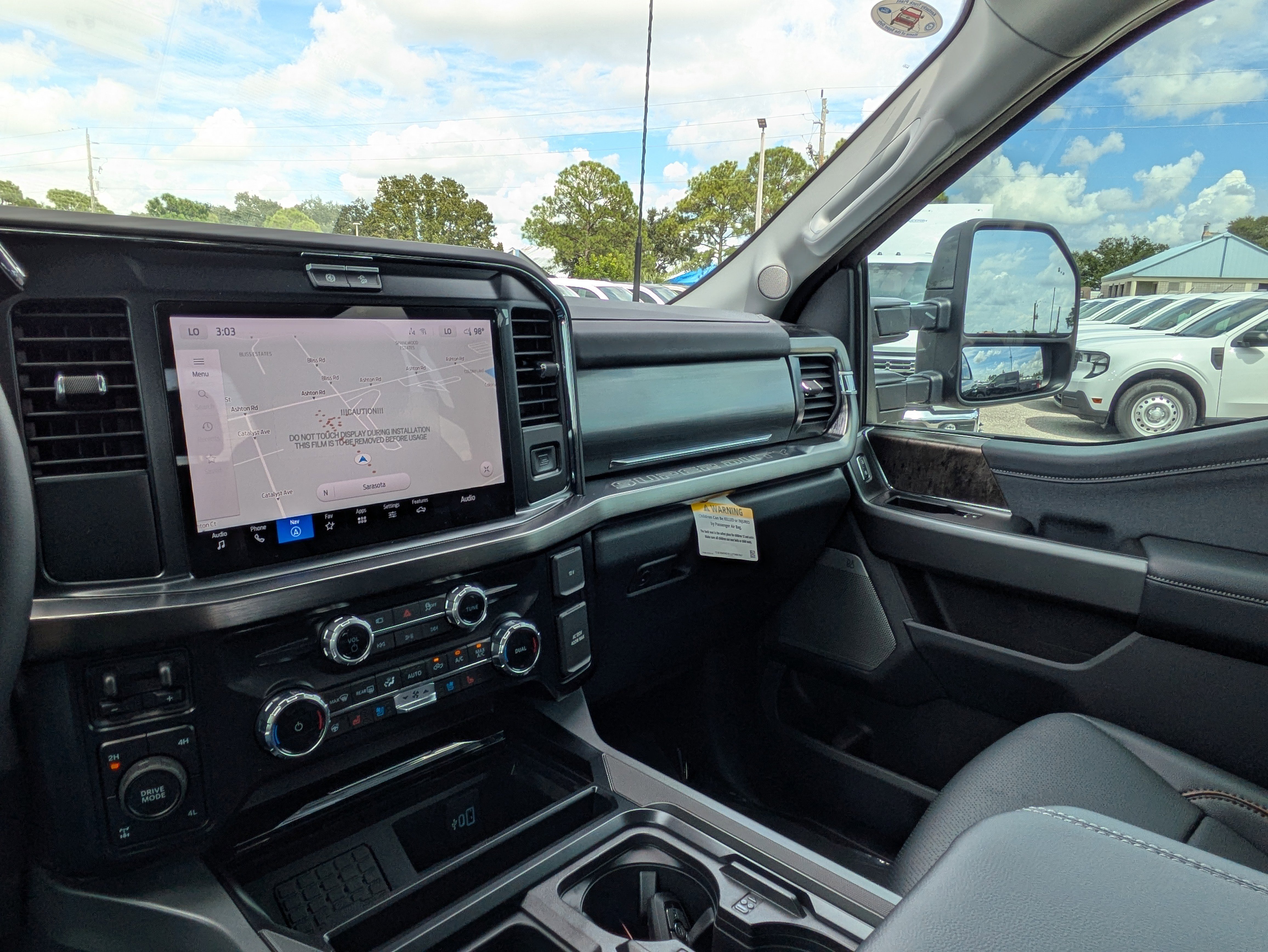 New 2026 Ford F250 Lariat w/ FX4 Off-Road Package image 31