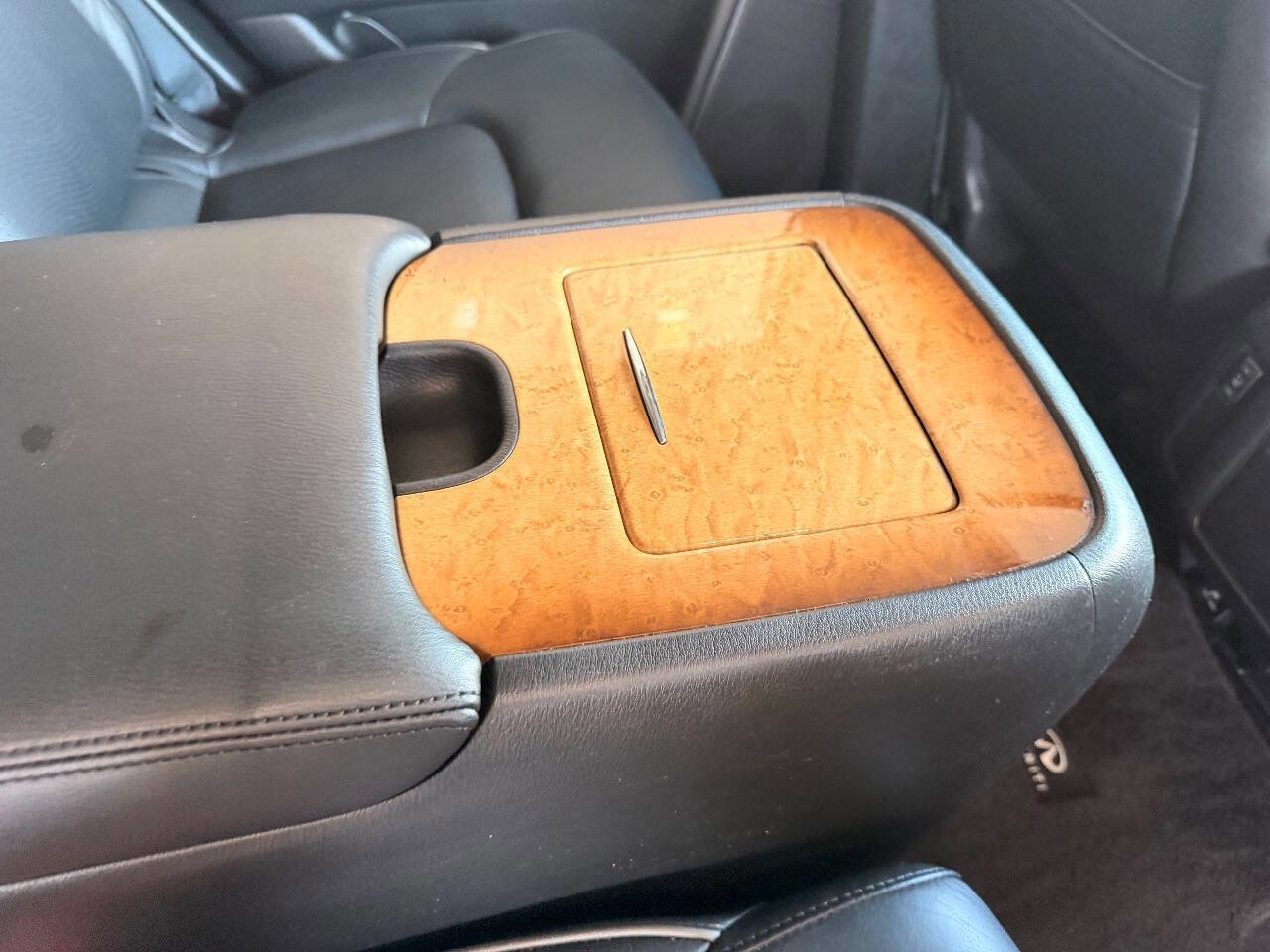 Used 2012 INFINITI QX56 4WD w/ Theater Pkg image 34