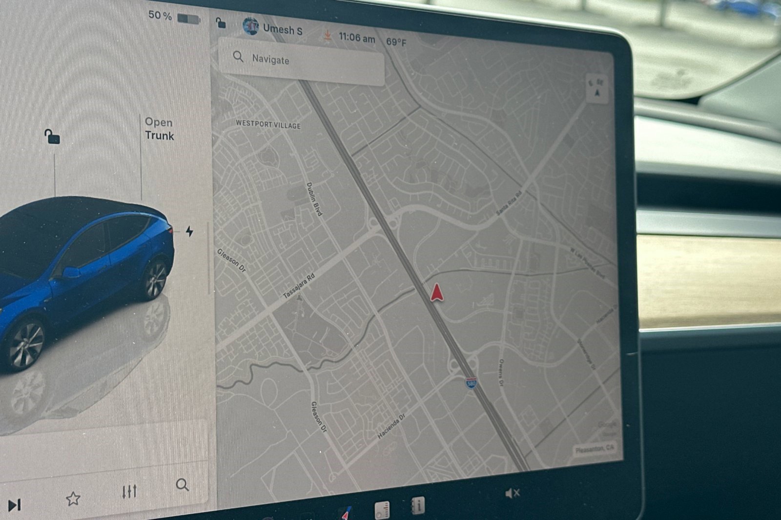 Used 2022 Tesla Model Y Long Range image 25