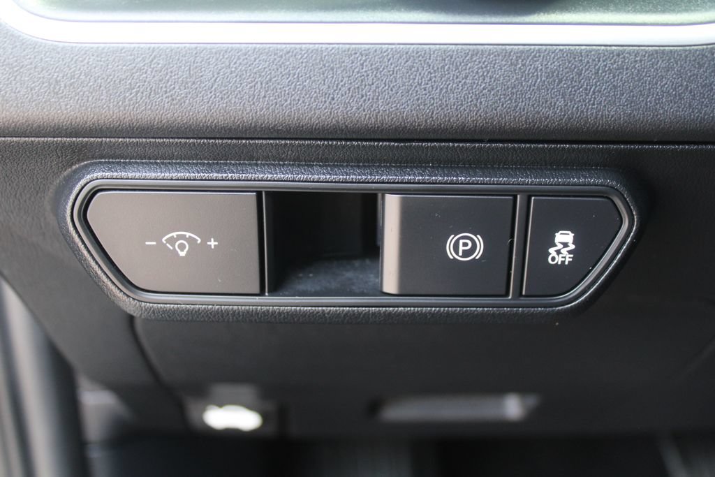 Certified 2025 Kia K4 FWD image 23