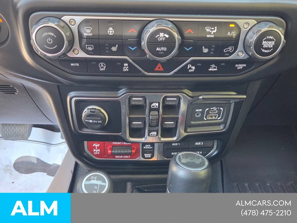 Used 2022 Jeep Wrangler Unlimited Rubicon w/ Cold Weather Group AWD/4WD image 23