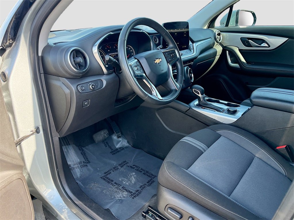 Used 2024 Chevrolet Blazer LT image 9