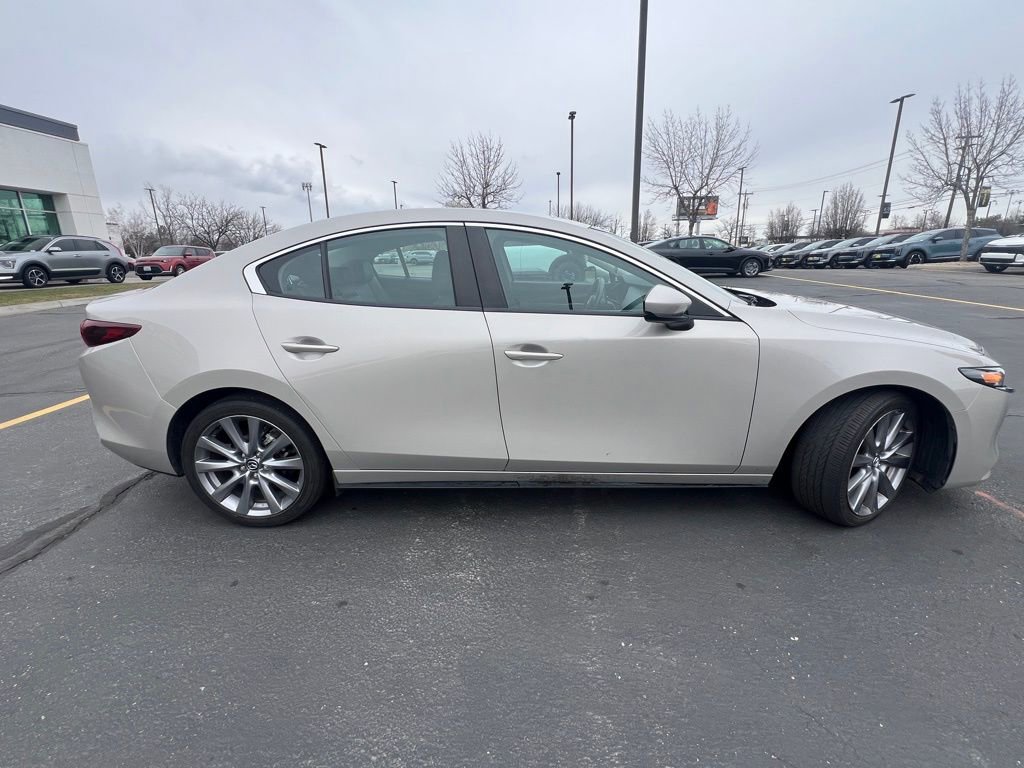 Certified 2022 MAZDA MAZDA3 s FWD image 4