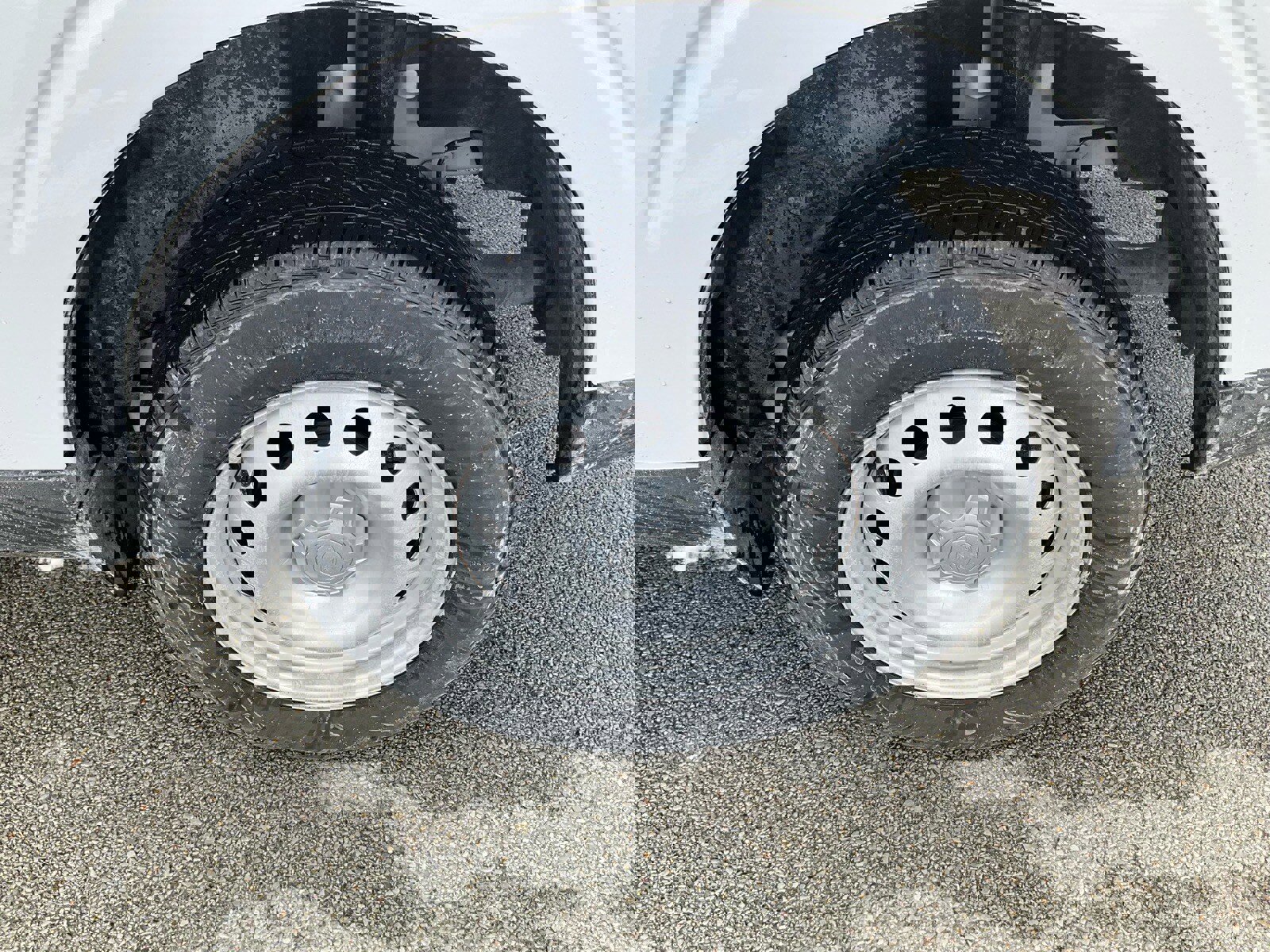 Used 2022 Ford Maverick XL image 18