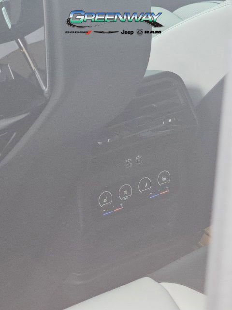 Used 2026 BMW M5 Touring AWD/4WD image 11