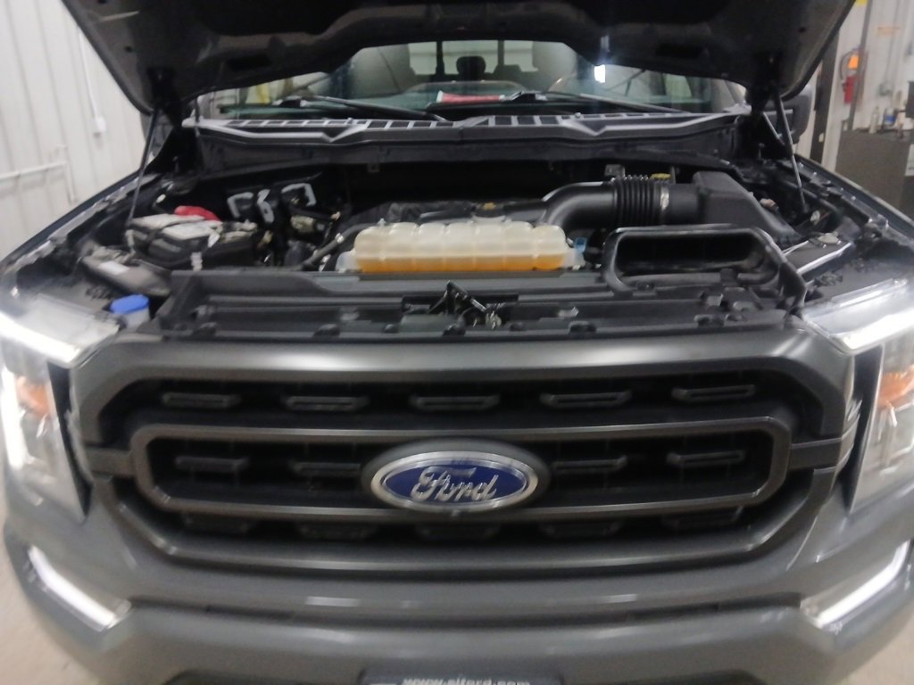 Certified 2021 Ford F150 XLT w/ Equipment Group 302A High image 7