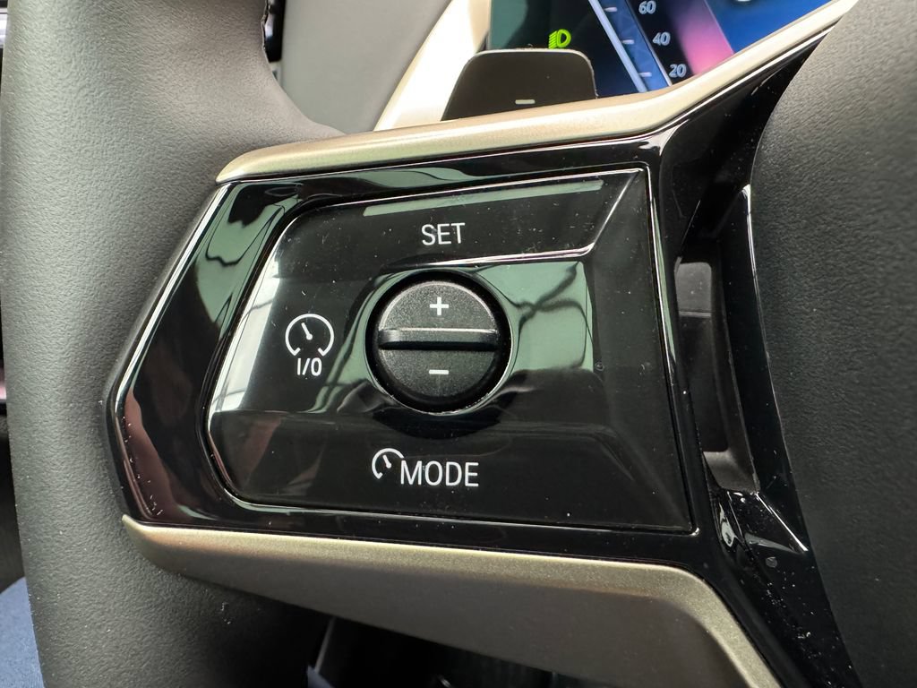 Certified 2025 BMW X3 xDrive30i AWD/4WD image 16