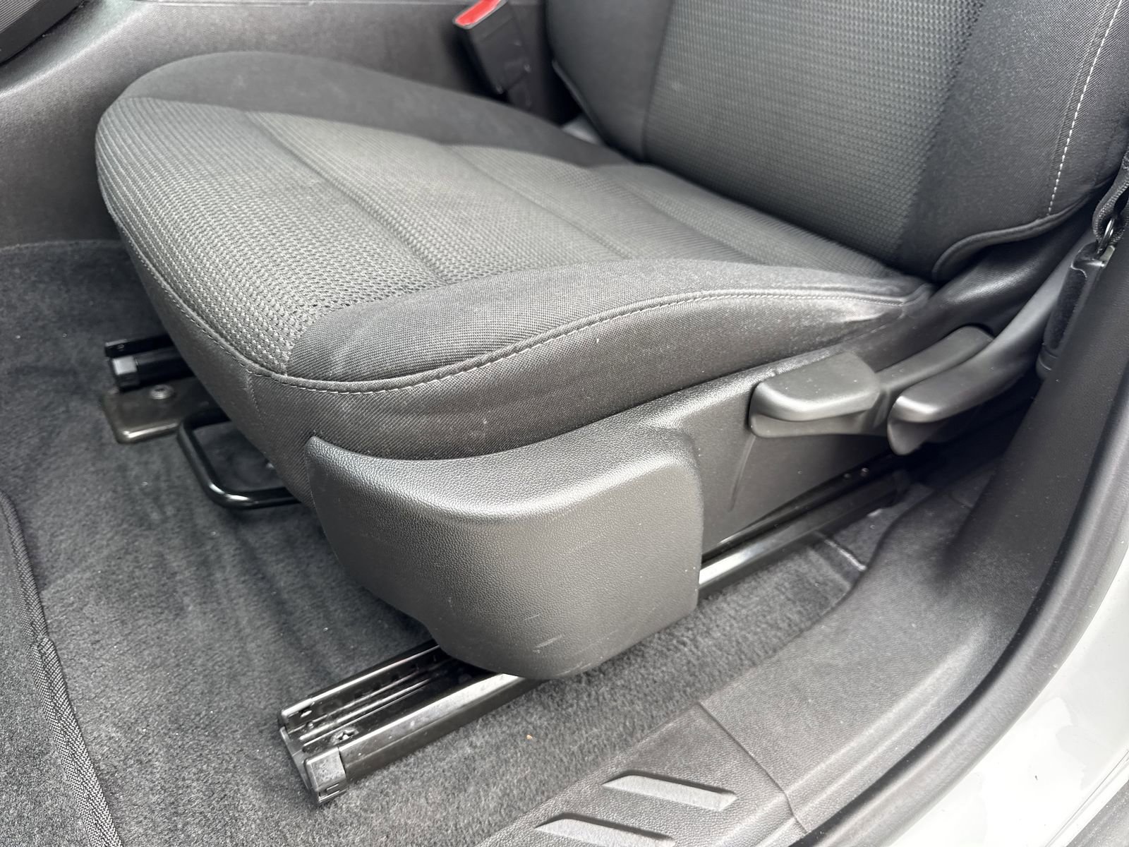 Used 2024 Chevrolet Colorado LT image 16