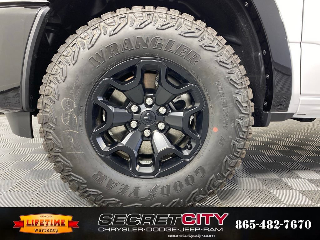 New 2026 RAM 1500 Big Horn AWD/4WD image 9