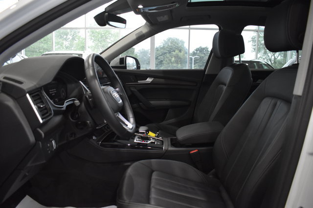 Used 2023 Audi Q5 2.0T Premium Plus w/ Premium Plus Package AWD/4WD image 11