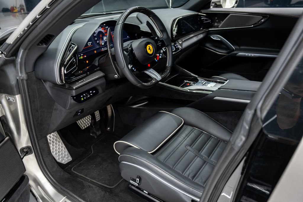 Used 2024 Ferrari Purosangue image 39