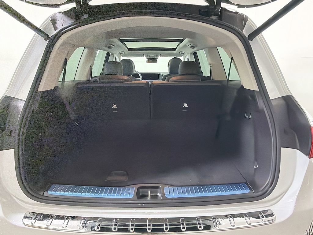 Used 2026 Mercedes-Benz GLS 450 4MATIC image 29