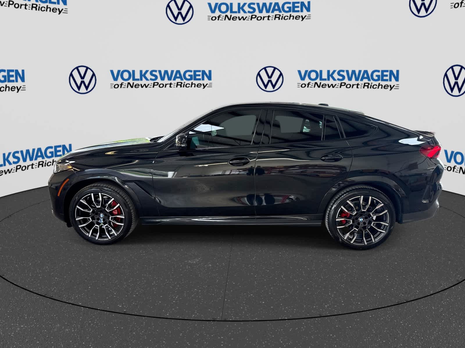 Used 2025 BMW X6 xDrive40i w/ Premium Package AWD/4WD image 11