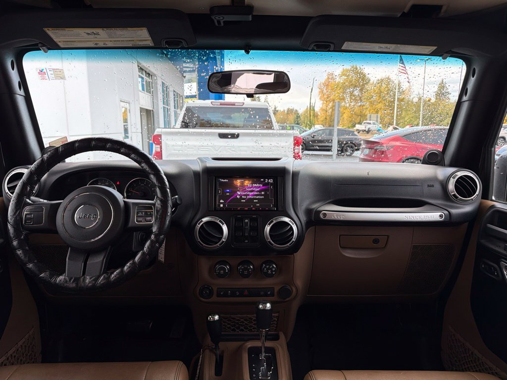 Used 2012 Jeep Wrangler Unlimited Sahara AWD/4WD image 19