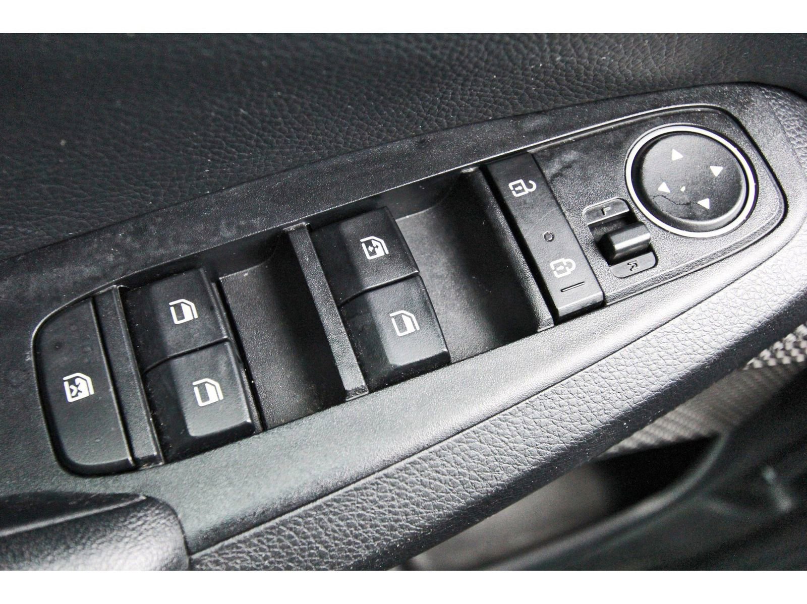 Used 2023 Kia Seltos SX AWD/4WD image 21