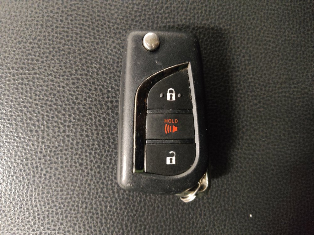 Used 2019 Toyota RAV4 LE FWD image 32