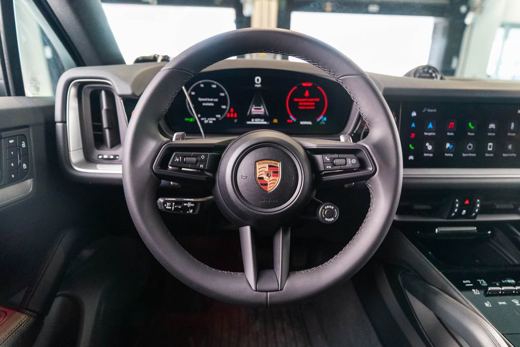 New 2025 Porsche Cayenne Coupe image 32