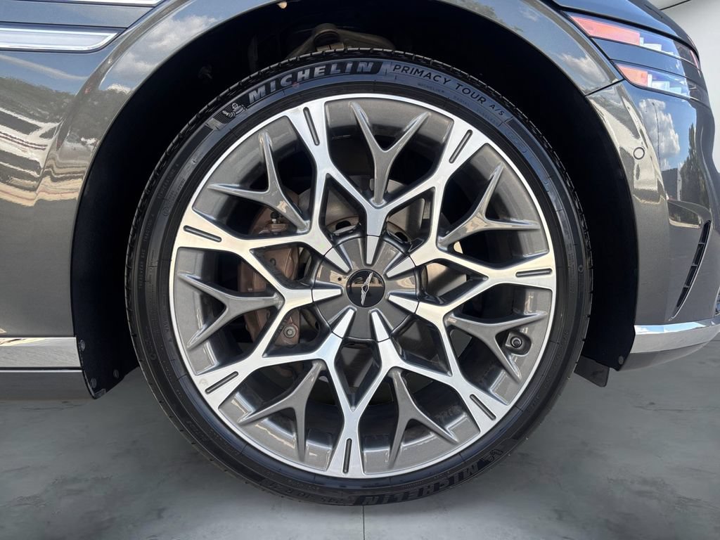 Used 2023 Genesis G90 3.5T AWD/4WD image 14