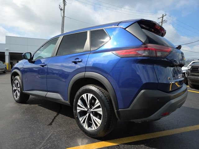 Used 2023 Nissan Rogue SV AWD/4WD image 5