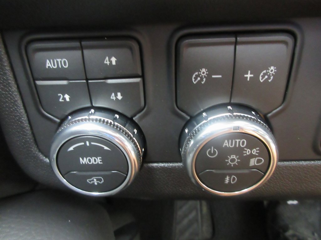 New 2026 GMC Yukon Denali w/ Denali Reserve Package image 17