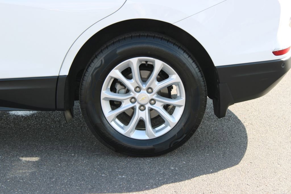 Used 2021 Chevrolet Equinox LT AWD/4WD image 17