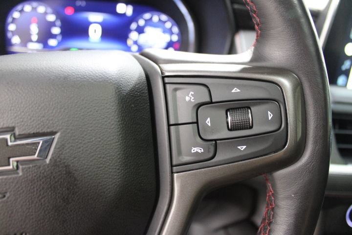 Used 2022 Chevrolet Suburban RST w/ Luxury Package AWD/4WD image 40