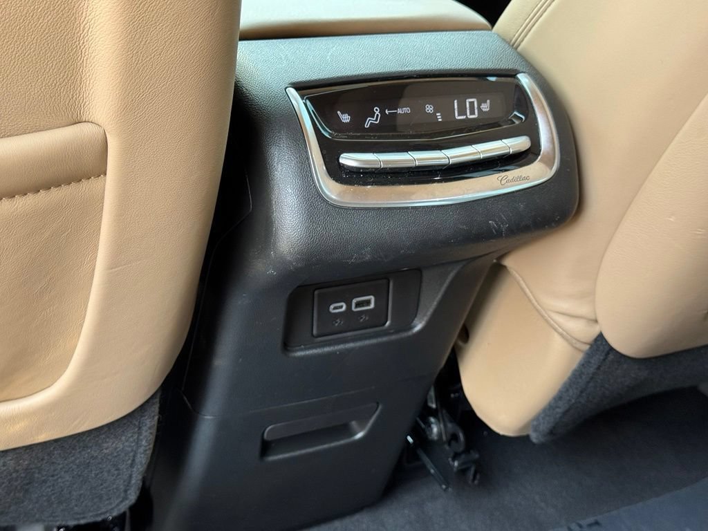 Certified 2024 Cadillac XT6 Sport w/ LPO, Onyx Lite Package AWD/4WD image 38