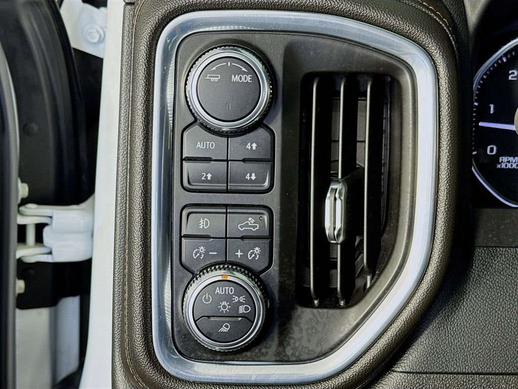 Used 2023 GMC Sierra 2500 AT4 w/ Gooseneck/5TH Wheel Package image 10