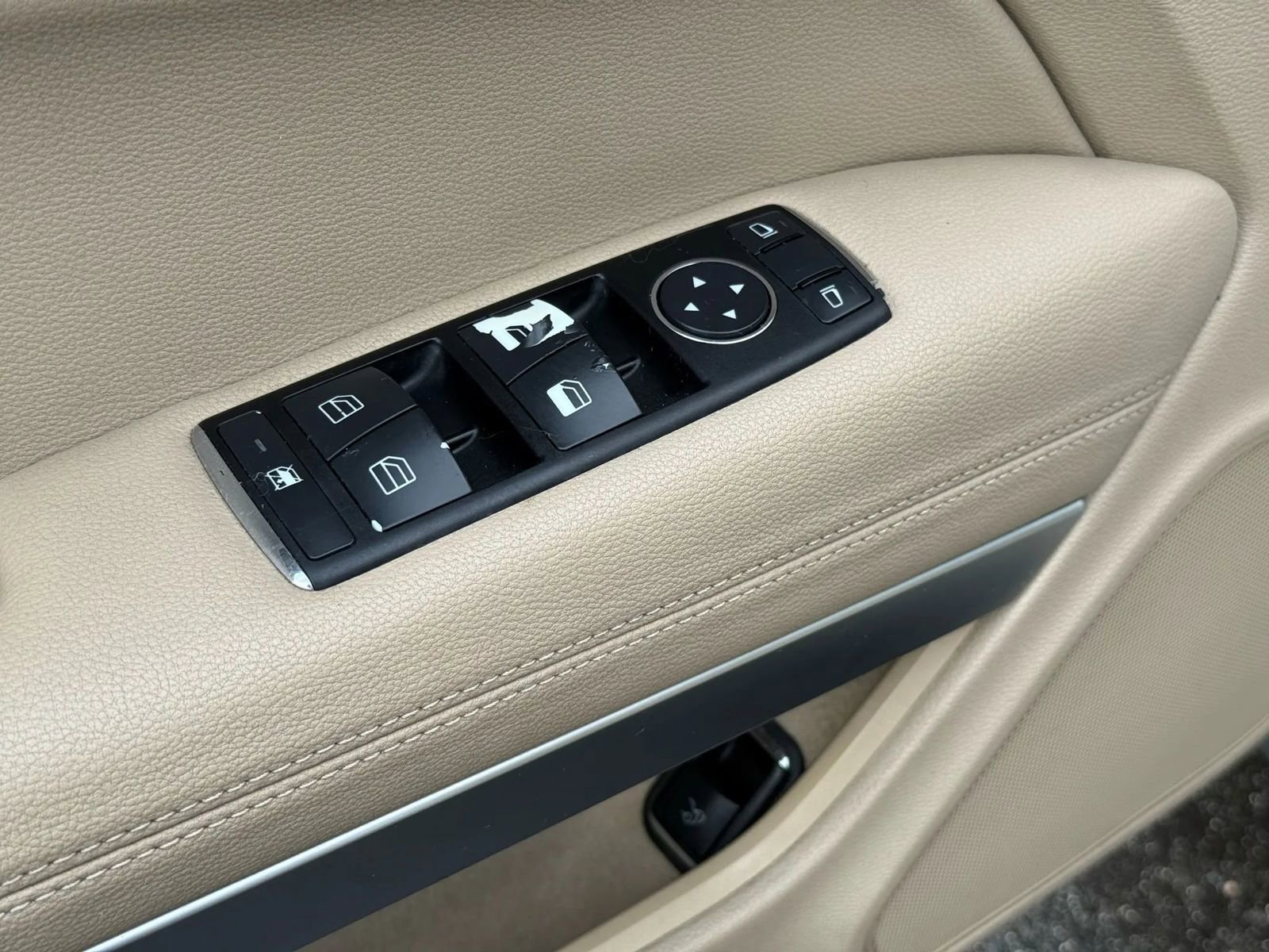 Used 2010 Mercedes-Benz E 350 Coupe image 18