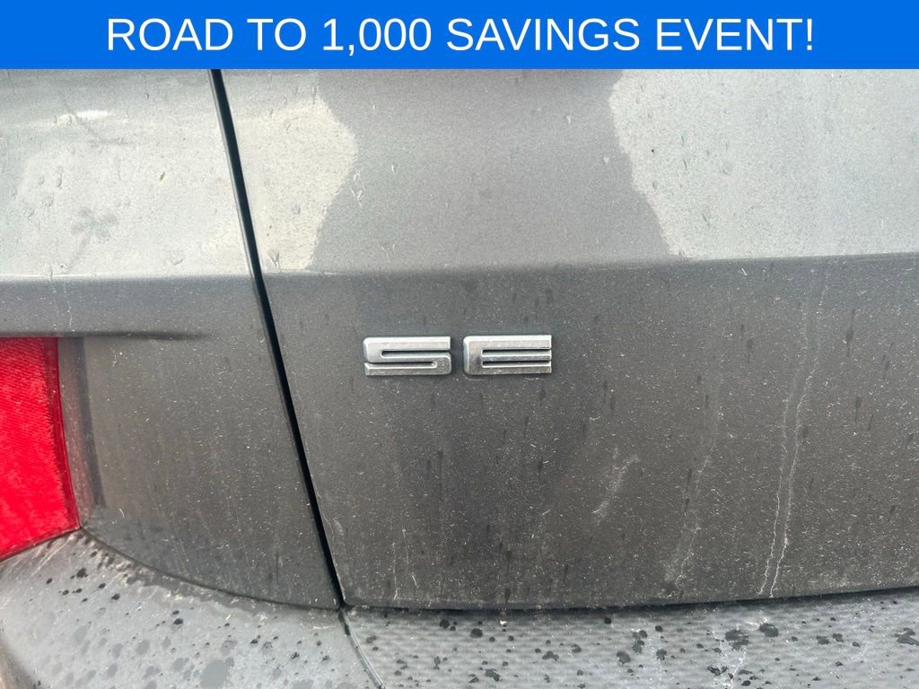 Certified 2021 Ford Escape SE w/ SE Sport Appearance Package image 11