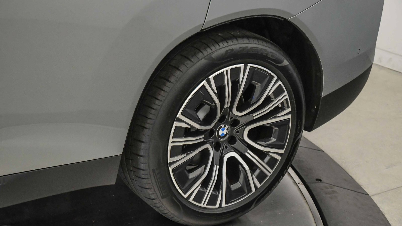 Used 2026 BMW X3 xDrive30i w/ Premium Package AWD/4WD image 11