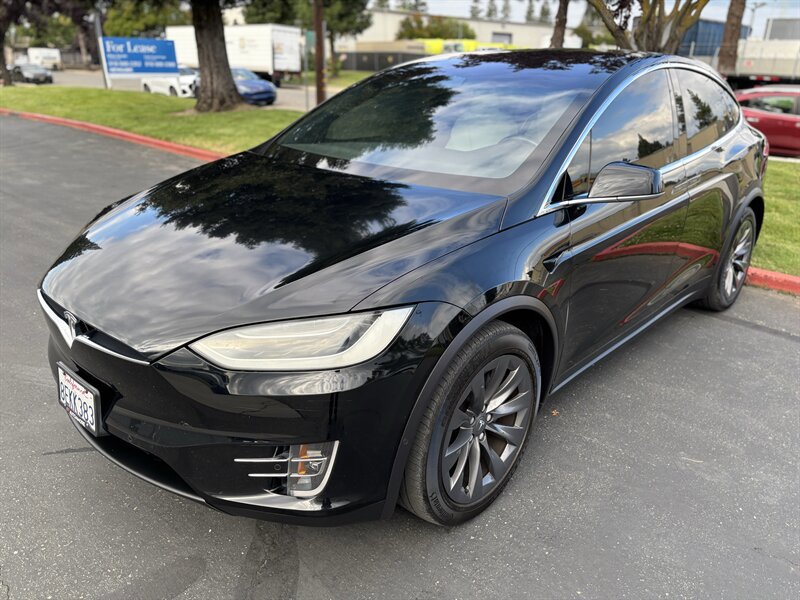 Used 2018 Tesla Model X 75D AWD/4WD image 6