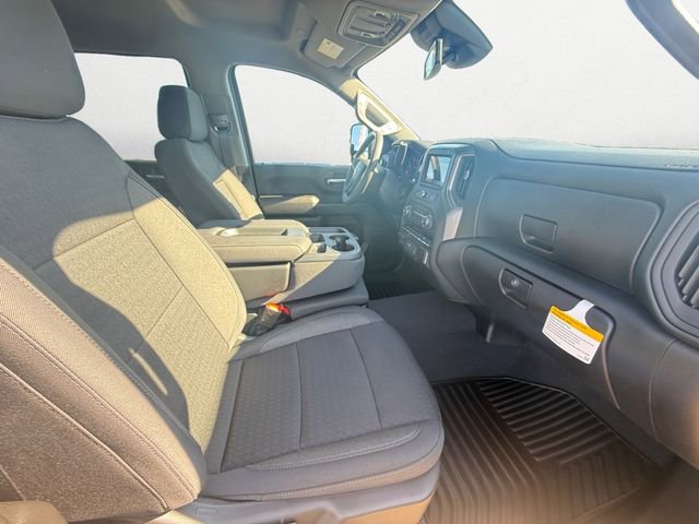 Used 2025 Chevrolet Silverado 2500 Custom w/ Custom Value Package image 15