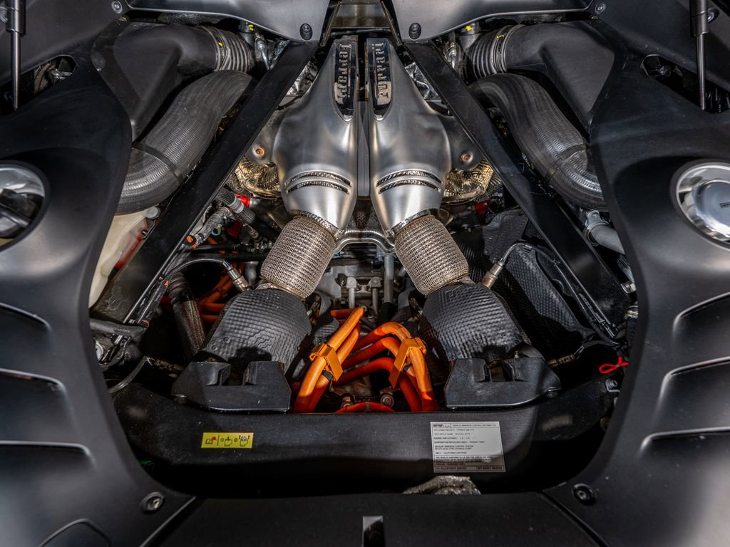 Used 2024 Ferrari 296 GTB RWD image 31