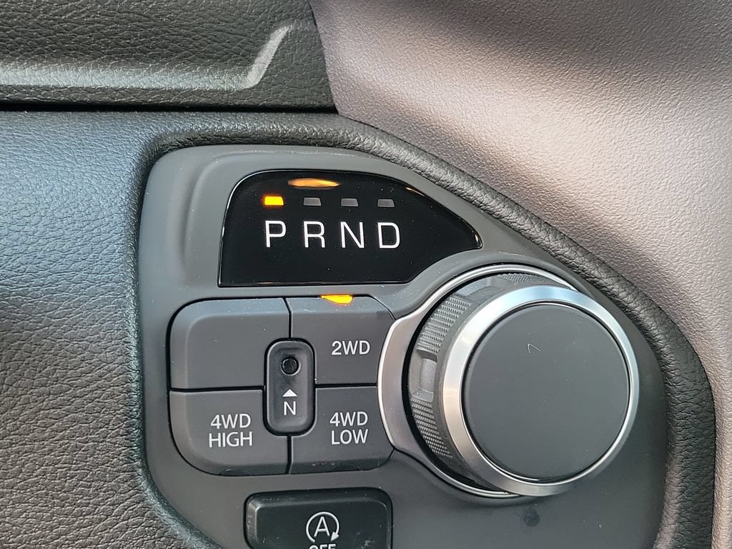 New 2026 RAM 1500 Express AWD/4WD image 20