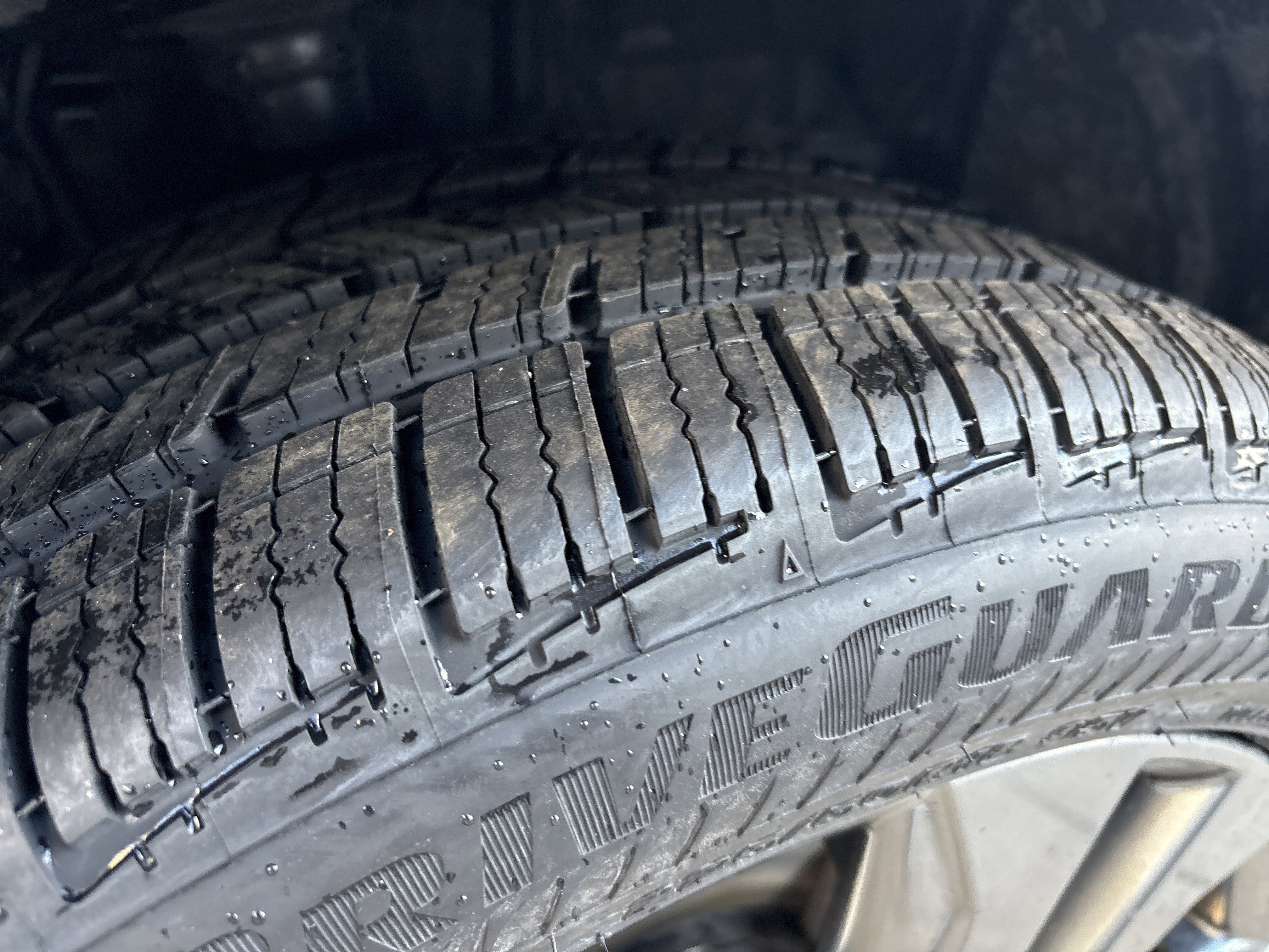 Used 2021 Lexus UX 250h F Sport w/ F Sport Premium Package image 12