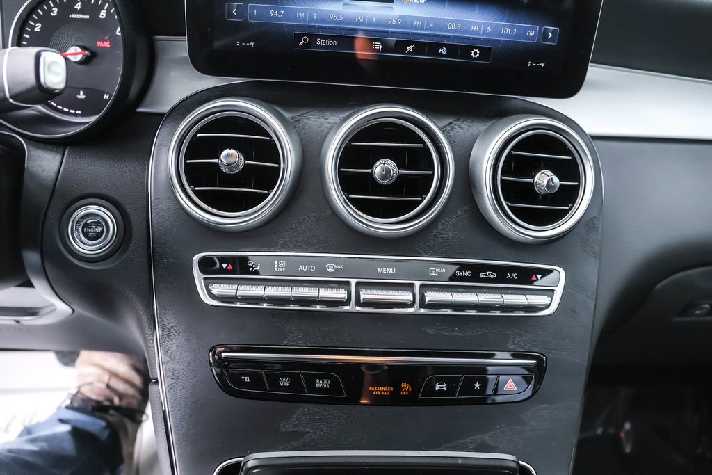 Used 2021 Mercedes-Benz GLC 300 4MATIC Coupe image 20