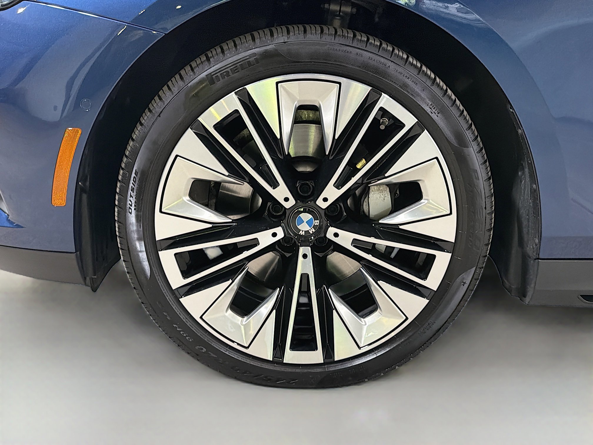 Used 2026 BMW 530i RWD image 42