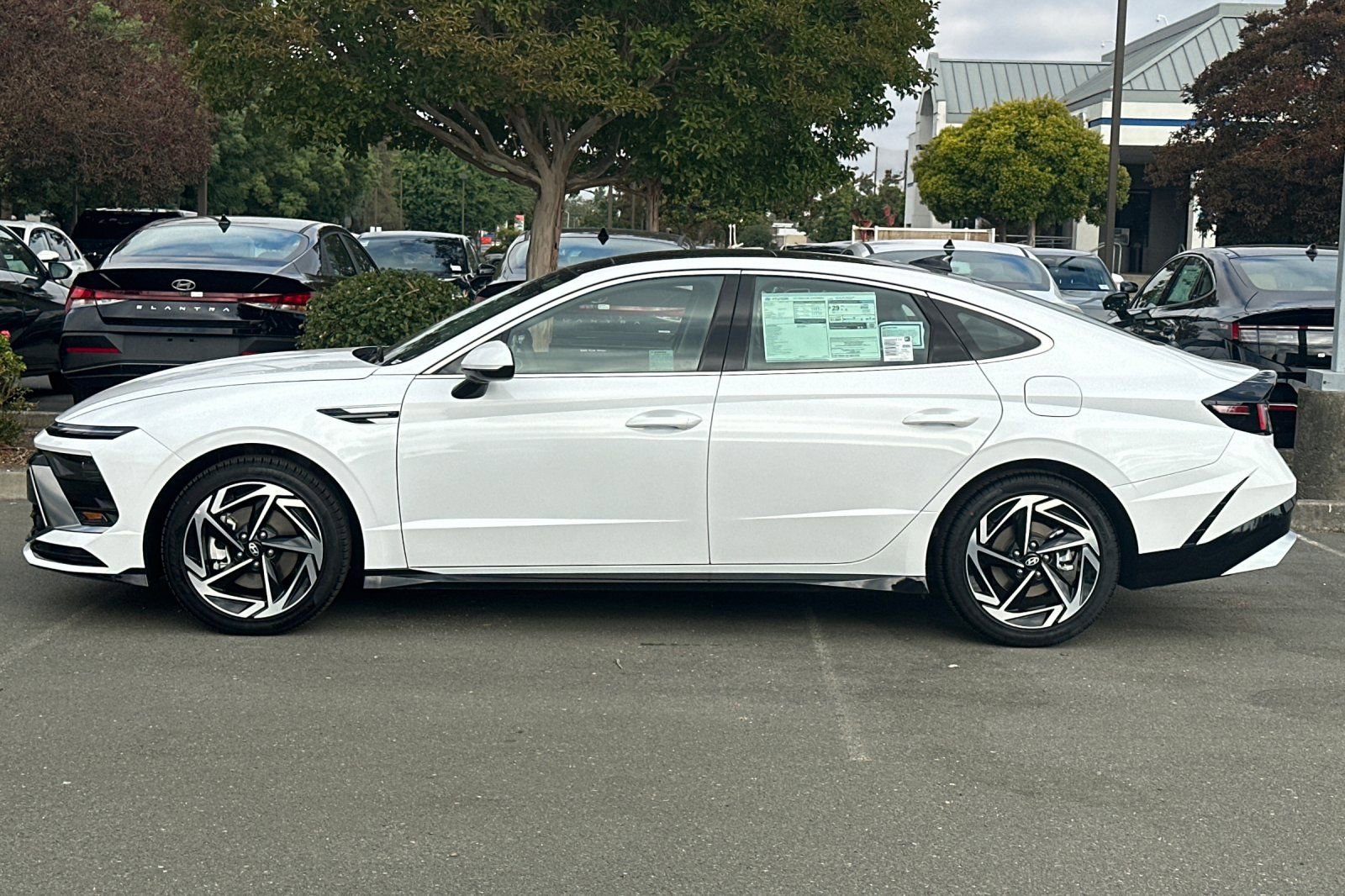 New 2025 Hyundai Sonata SEL image 7